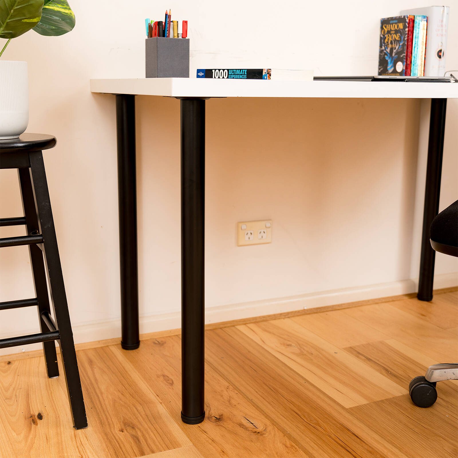 Taskmaster 700 x 50mm Black Steel Table Leg - Image 6