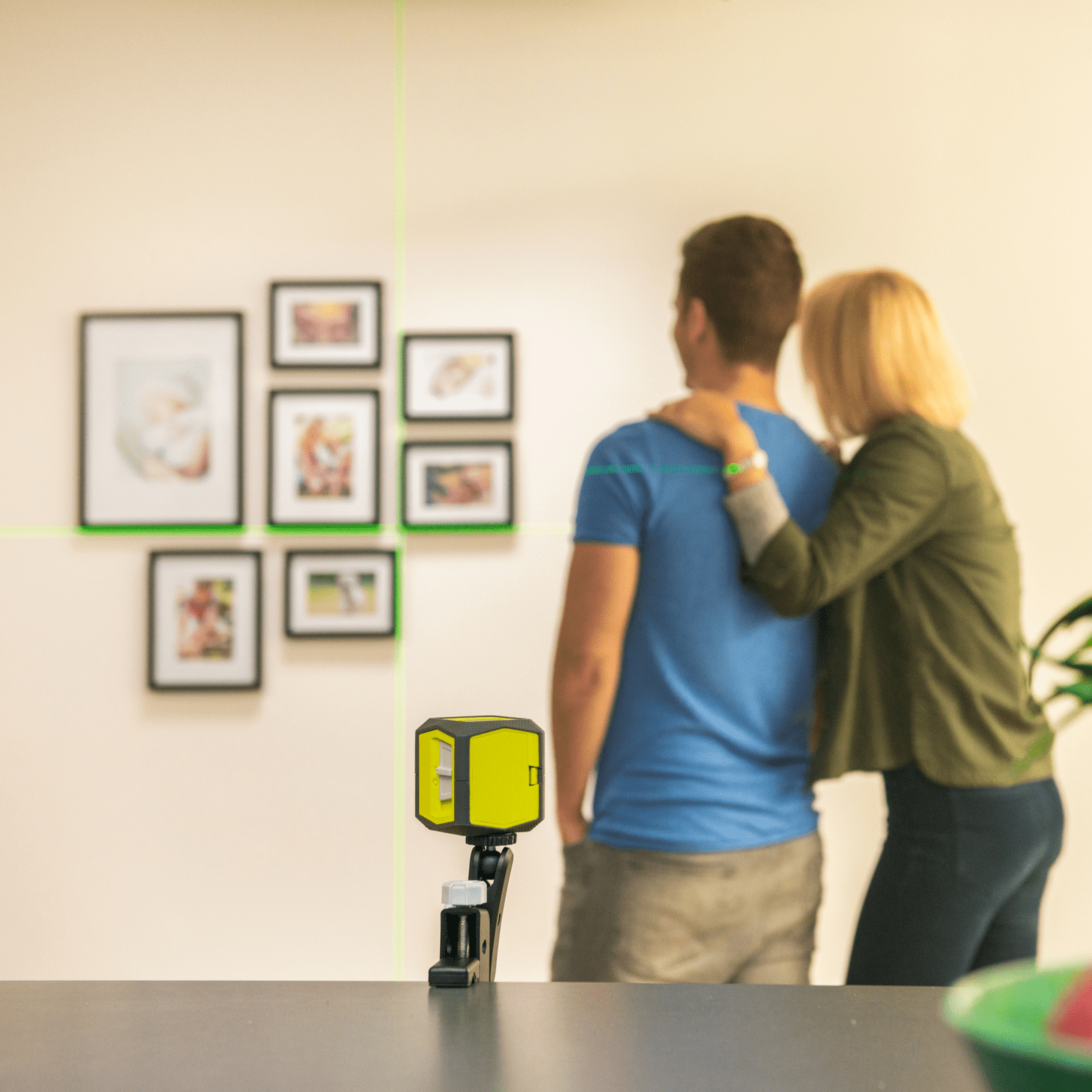 Ryobi 15m Green Cross Line Laser - Image 2