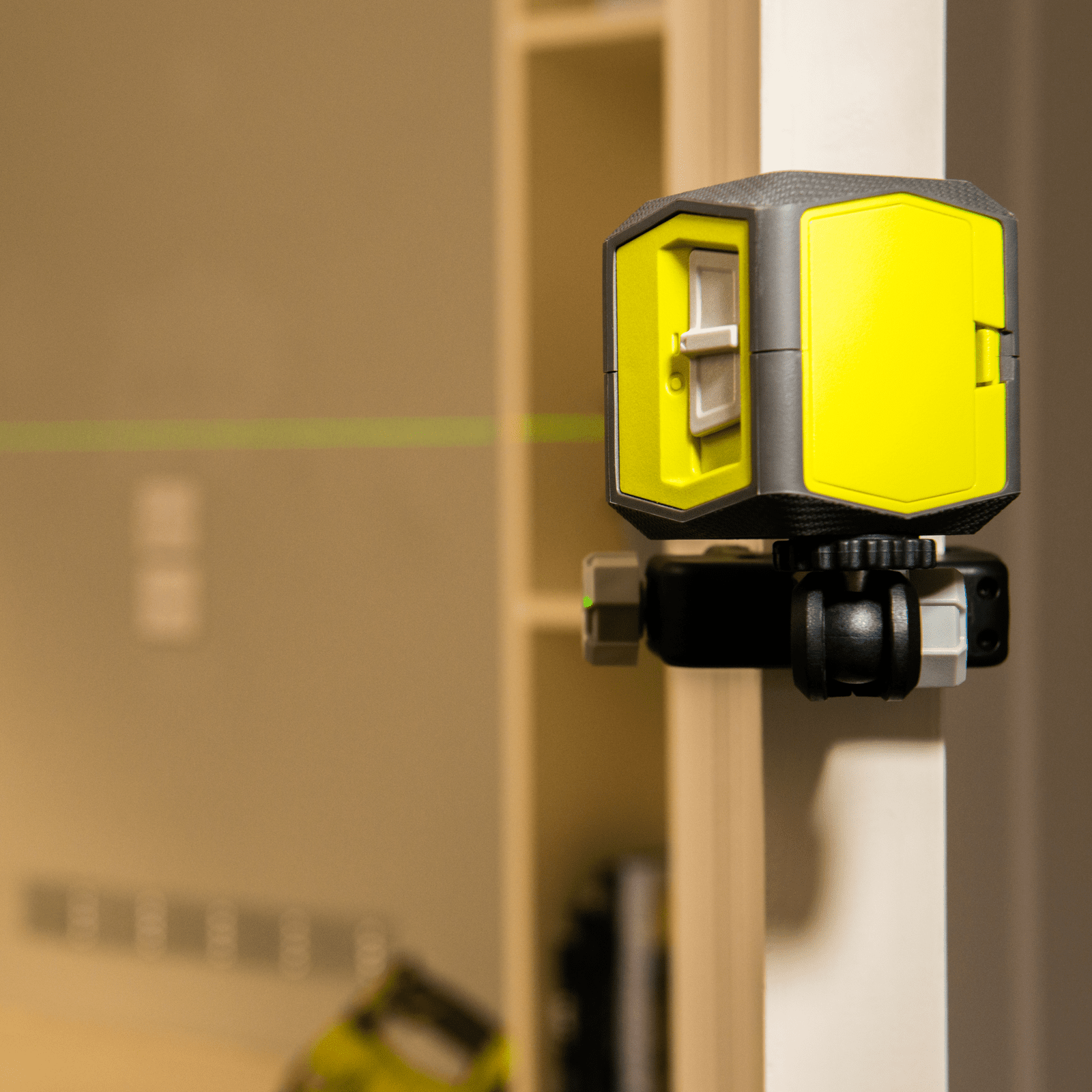 Ryobi 15m Green Cross Line Laser - Image 4