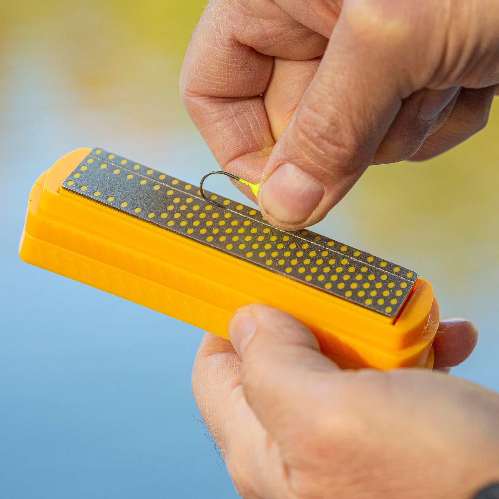 Smith's 4" Diamond Sharpening Stone with Cover - Coarse - Image 8