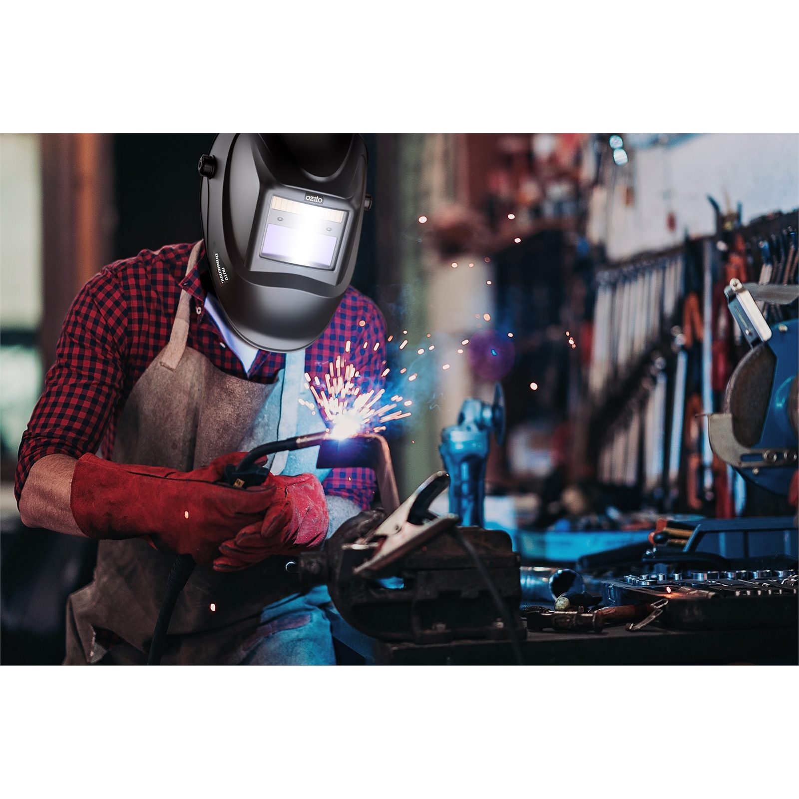 Ozito Fixed Shade 11 Auto Darkening Welding Helmet - Image 3