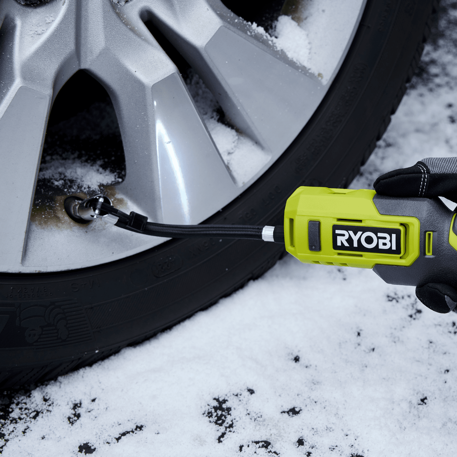 Ryobi USB High Pressure Inflator 2Ah Kit - Image 5