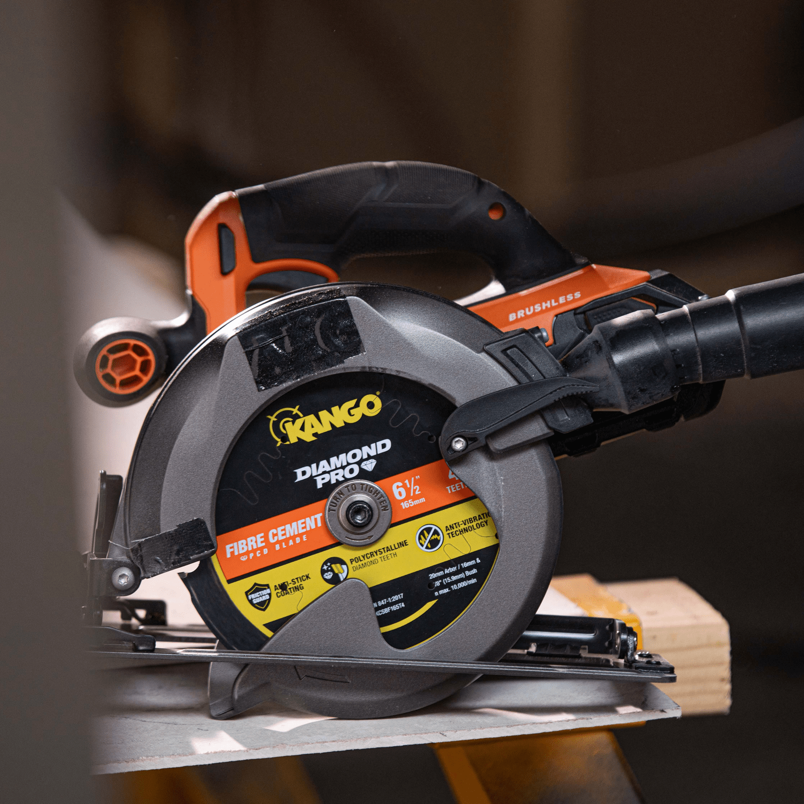 Kango 184mm 4T Diamond Pro Fibre Cement Circular Saw Blade - Image 4