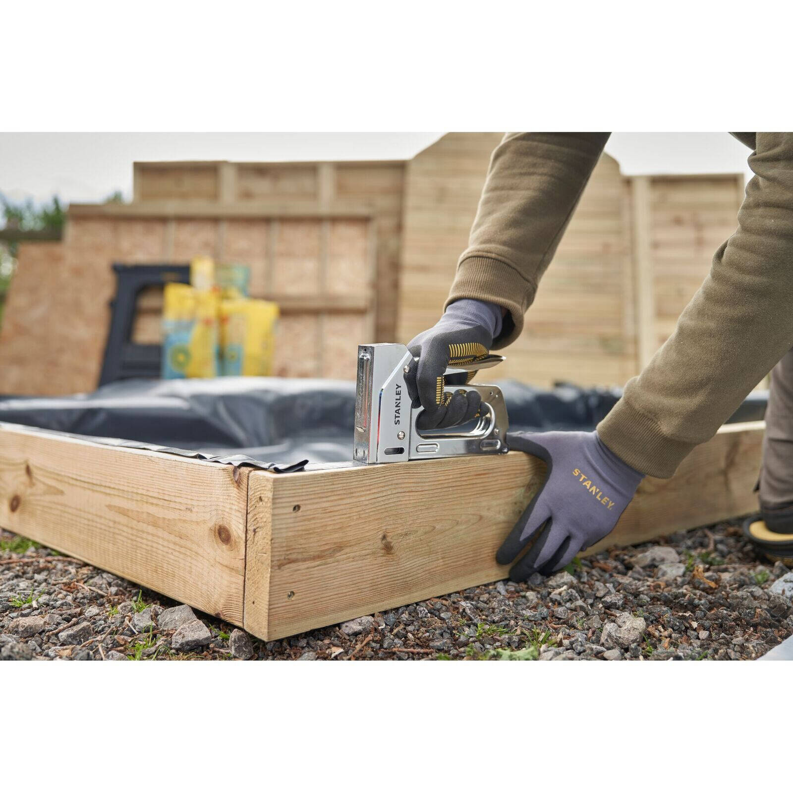 Stanley Heavy Duty Steel Staple Gun - Image 6
