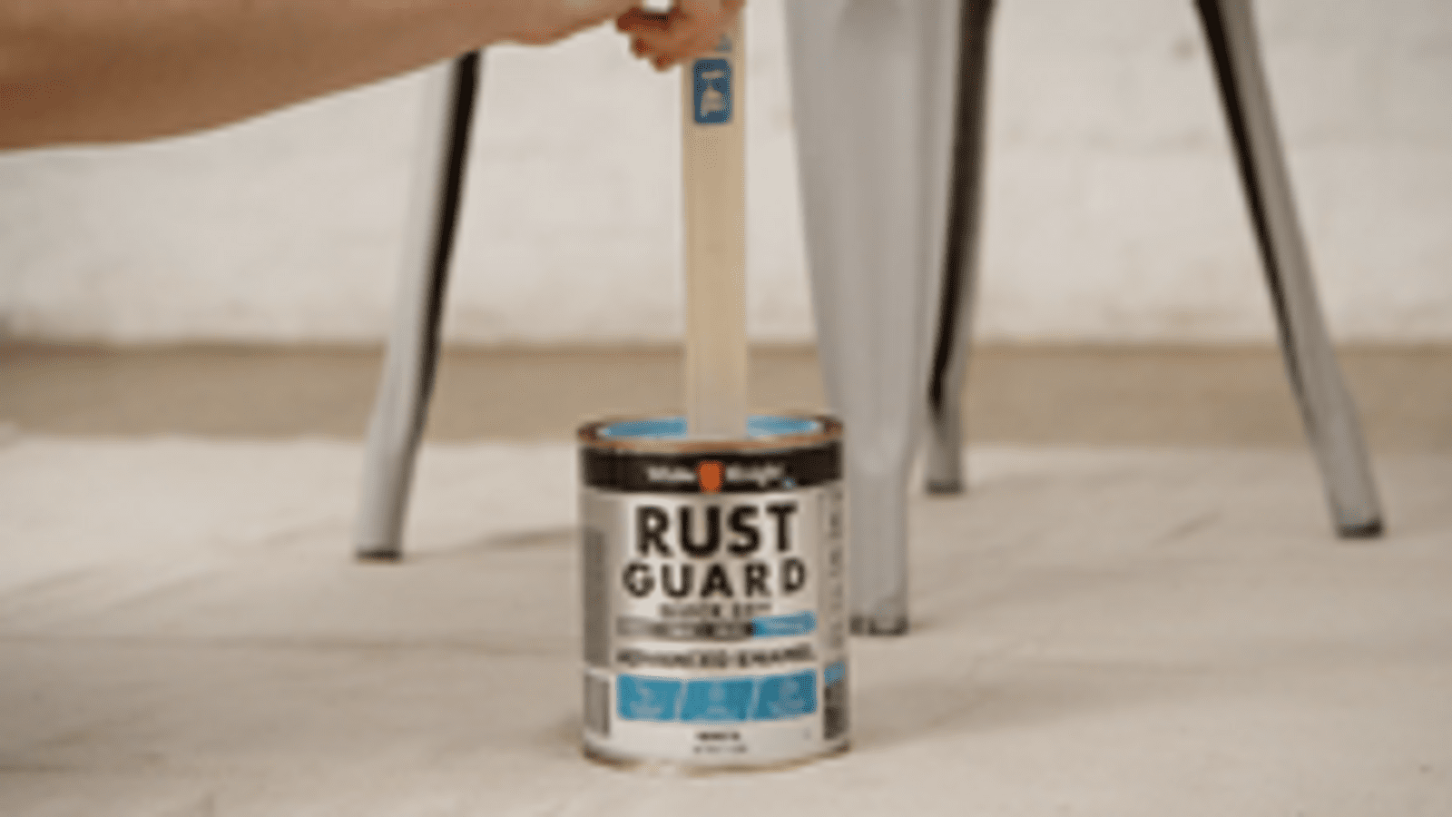 White Knight 0.5L Rust Guard Fish Oil - Image 4