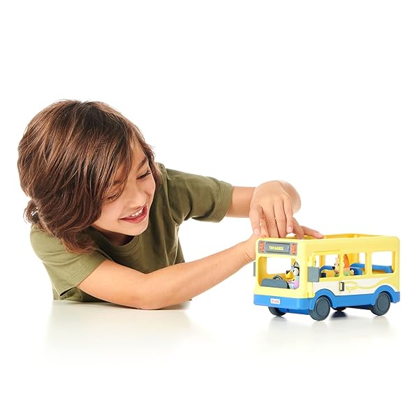 BLUEY-Brisbane-Bus-Adventure-Bus-Vehicle-and-Figures-Pack-with-Two-6-8cm-Figures-Multicolor-17345-B09Q3R6R7C-8