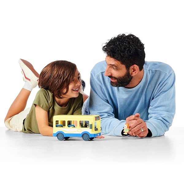 BLUEY-Brisbane-Bus-Adventure-Bus-Vehicle-and-Figures-Pack-with-Two-6-8cm-Figures-Multicolor-17345-B09Q3R6R7C-9