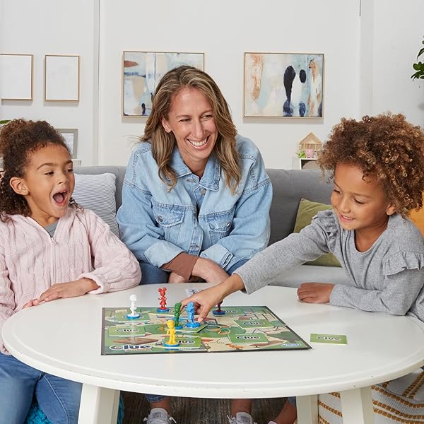 Clue-Junior-Game-2-Sided-Gameboard-2-Games-in-1-Clue-Mystery-Game-for-Younger-Kids-Ages-4-and-Up-Kids-Games-for-2-to-B0B5FKN54P-6