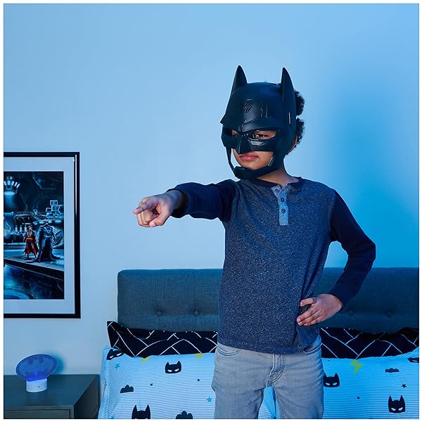 DC-Comics-Batman-Bat-Tech-Voice-Changing-Mask-with-Over-15-Sounds-for-Kids-Aged-4-and-up-B097RXNQ8L-5