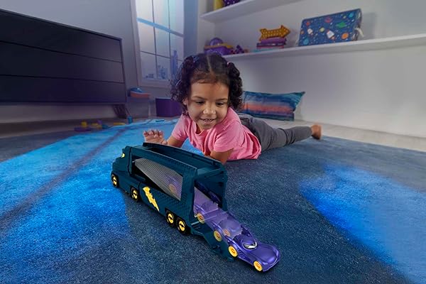 Fisher-Price-DC-Batwheels-Toy-Hauler-and-Car-Bat-Big-Rig-with-Ramp-and-Bam-The-Batmobile-155-Scale-Diecast-Toy-Vehicle-B0BN4S16T2-2