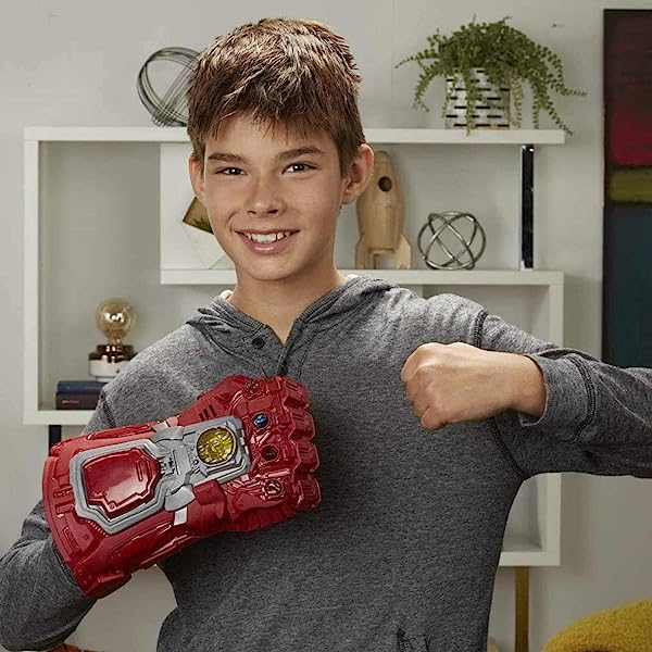 Marvel-Avengers-Endgame-Red-Infinity-Gauntlet-Electronic-Fist-Roleplay-Toy-with-Lights-and-Sounds-for-Kids-Ages-5-and-U-B07TB5M2SF-6