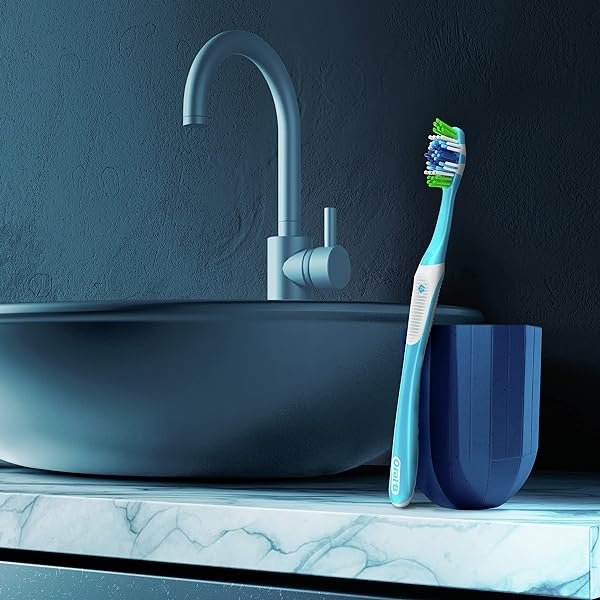 Oral-B-Complete-5-Way-Clean-Toothbrush-3-Count-B09RQRNVSK-5