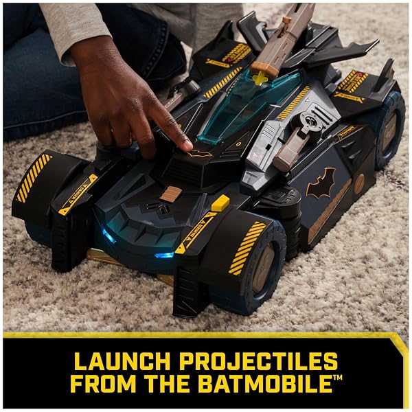 Ultimate-Transforming-Batmobile-Playset-2-in-1-Batman-Playset-with-Exclusive-Batman-Figure-and-Glider-Lights-and-Sound-B0CSP3LZQG-3