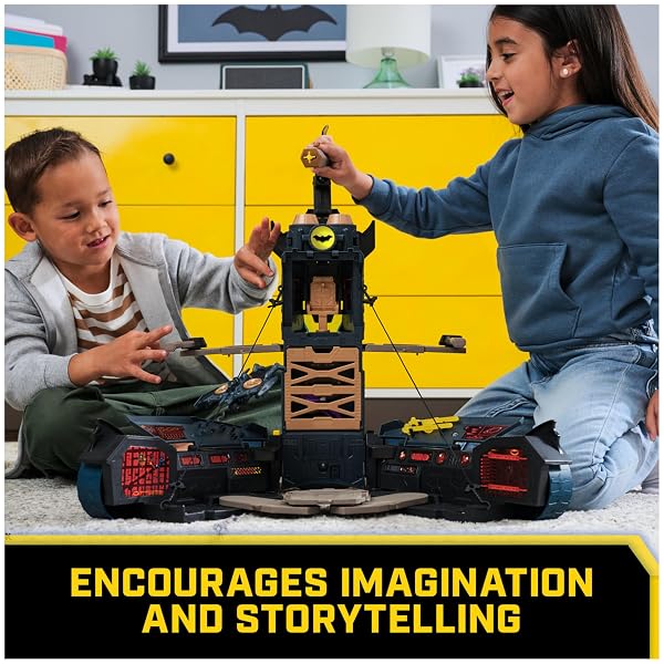 Ultimate-Transforming-Batmobile-Playset-2-in-1-Batman-Playset-with-Exclusive-Batman-Figure-and-Glider-Lights-and-Sound-B0CSP3LZQG-4